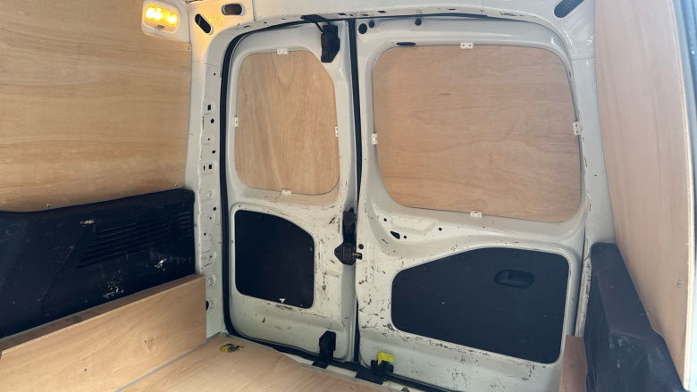 Citroen Berlingo M Diesel 1.5 BlueHDi 1000Kg Driver Pro 100ps [6 Speed]